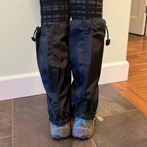 Moutain Hardwear Gaiters Small Black Never Used E3 - Picture 5 of 8